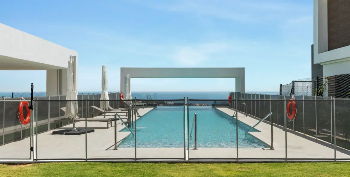 Продажа дома на две семьи в Río Real 19