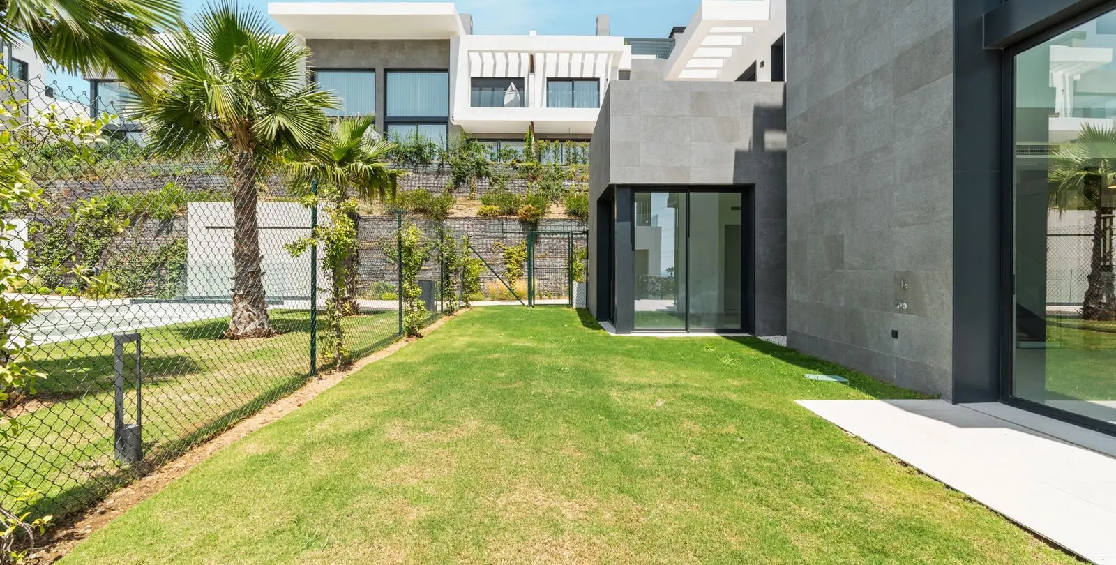 Venta de casa pareada en Río Real 5