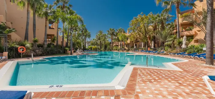 Venta de ático en San Pedro de Alcántara 0