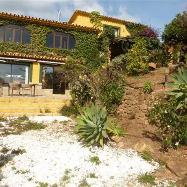 Venta de villa independiente en Estepona