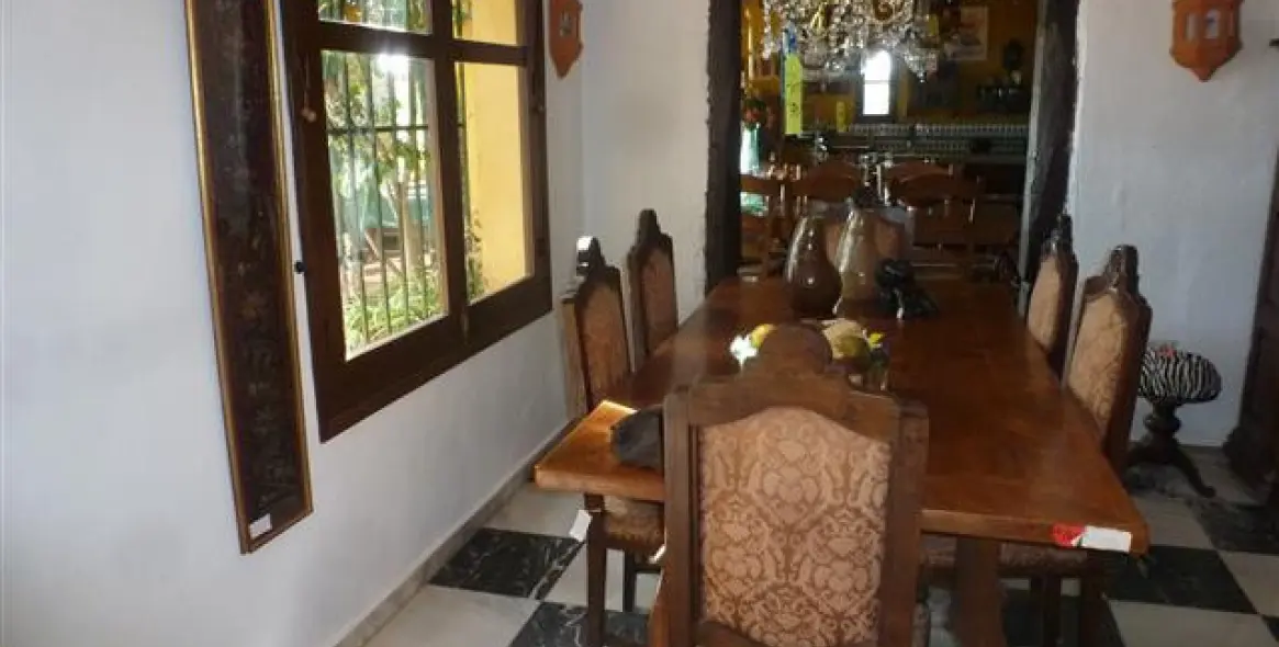 Venta de villa independiente en Estepona 15