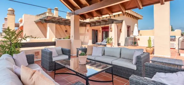 Venta de ático en San Pedro de Alcántara 3