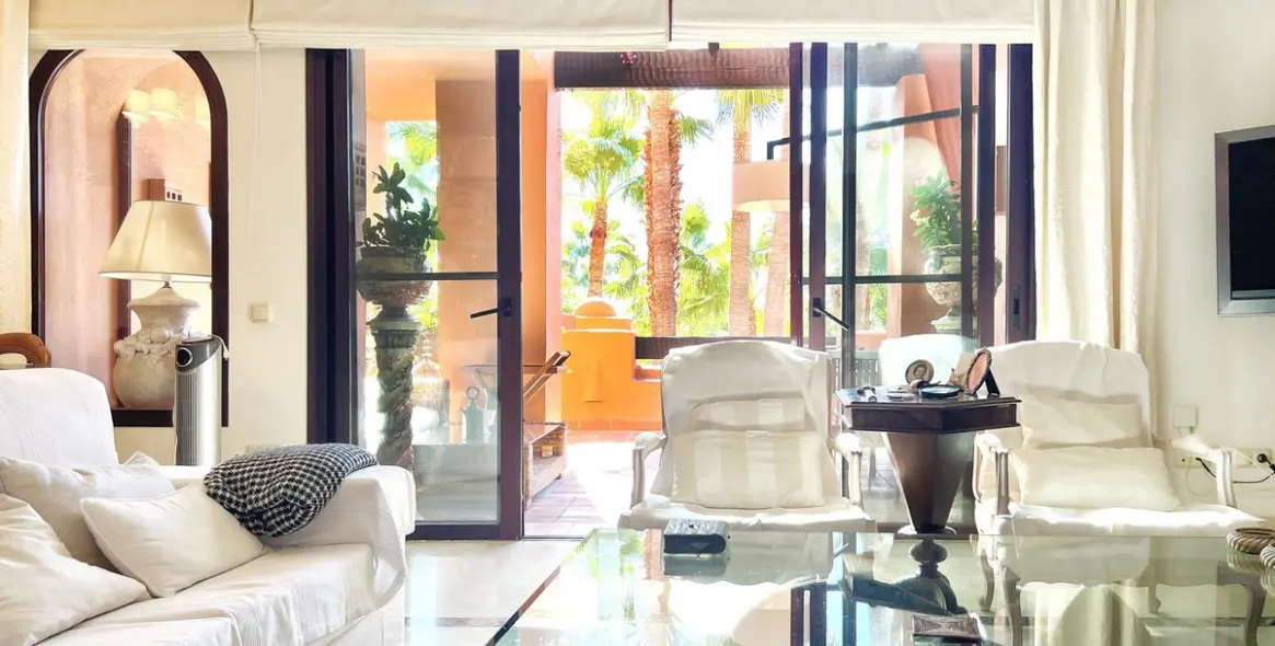 Long-term rent of penthouse duplex in Nueva Andalucía 3