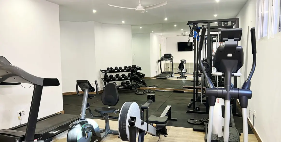 Long-term rent of penthouse duplex in Nueva Andalucía 24