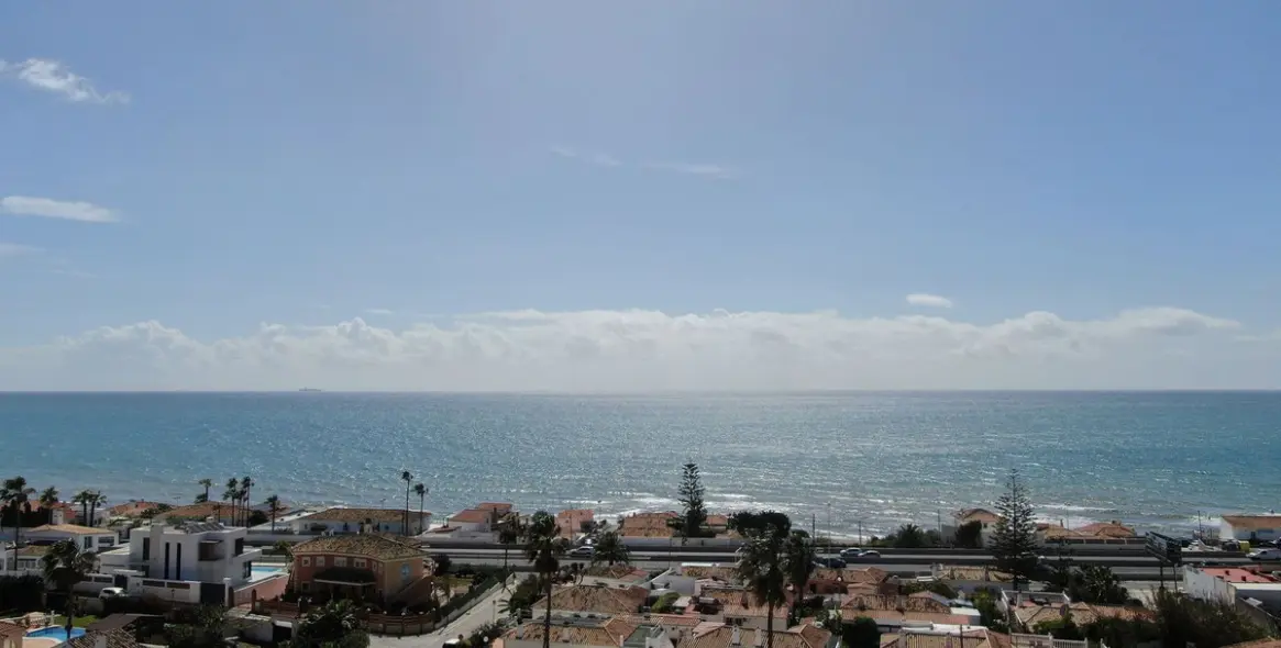 Venta de villa independiente en La Cala de Mijas 8
