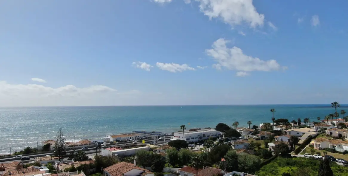 Venta de villa independiente en La Cala de Mijas 17