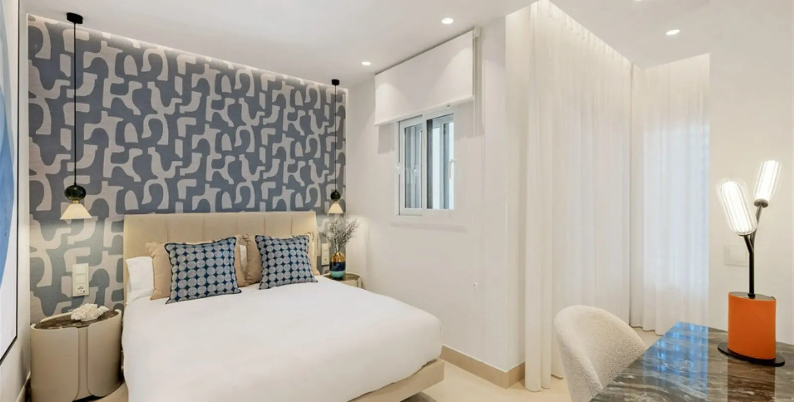 Продажа апартаментов на среднем этаже в New Golden Mile 15