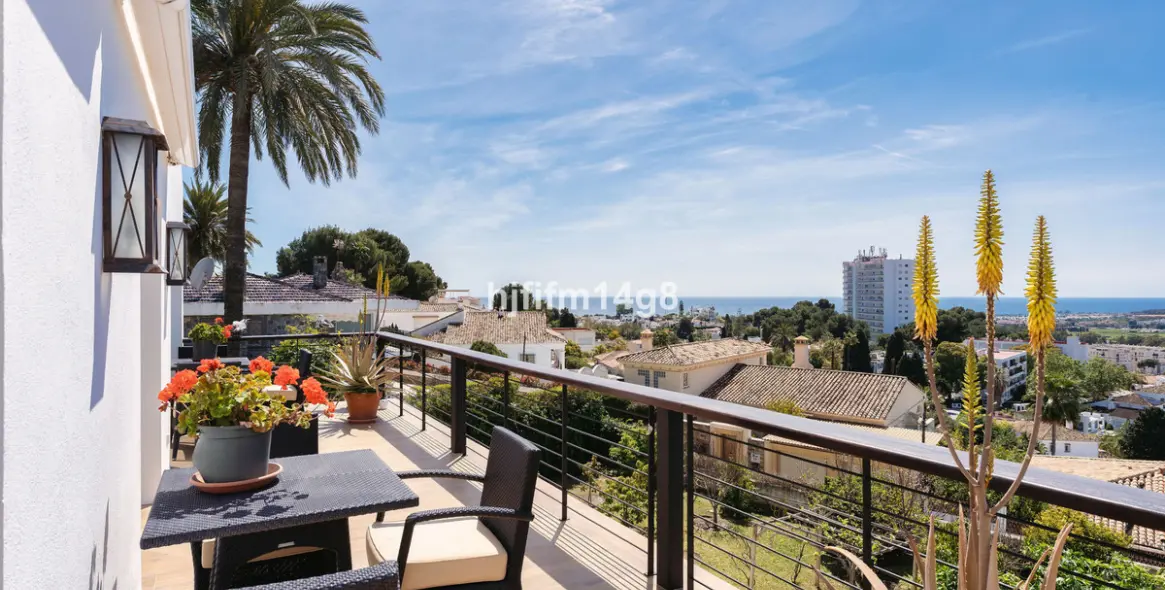 Продажа  отдельно стоящей виллы в Nueva Andalucía 7