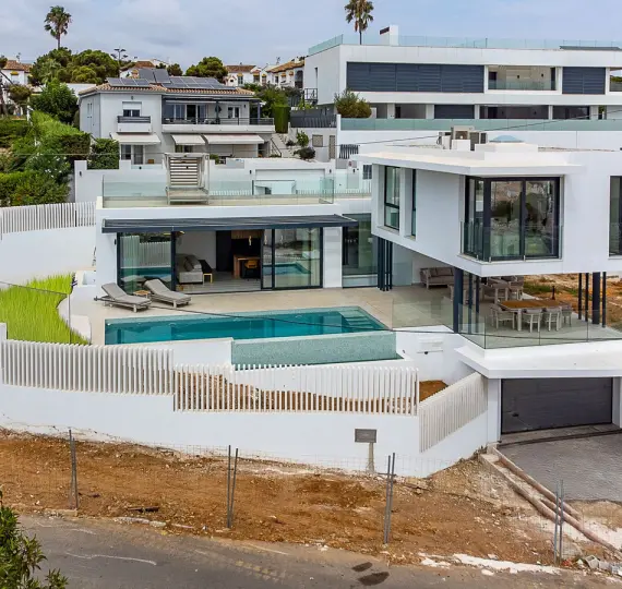 Venta de villa independiente en El Chaparral