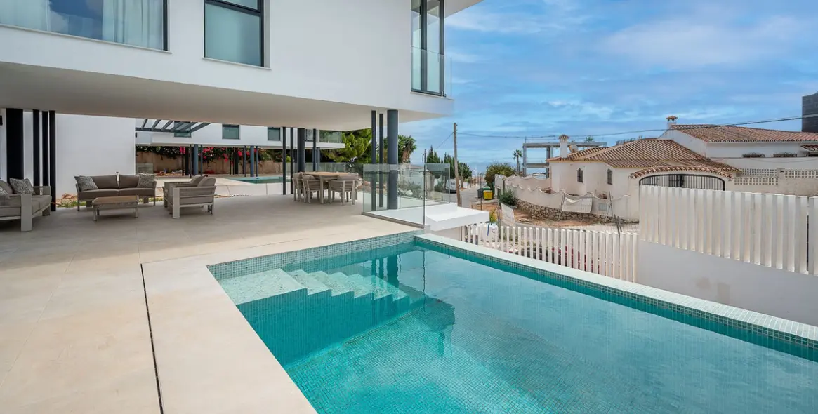 Venta de villa independiente en El Chaparral 3