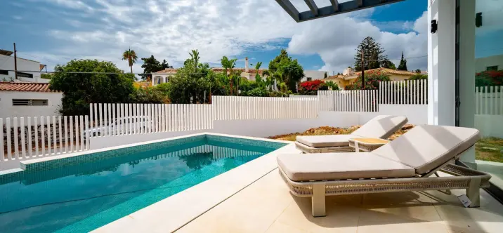 Venta de villa independiente en El Chaparral 3