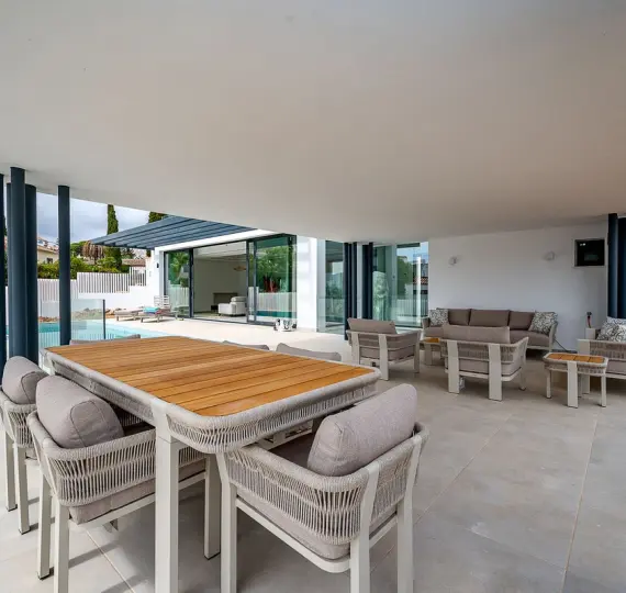 Venta de villa independiente en El Chaparral