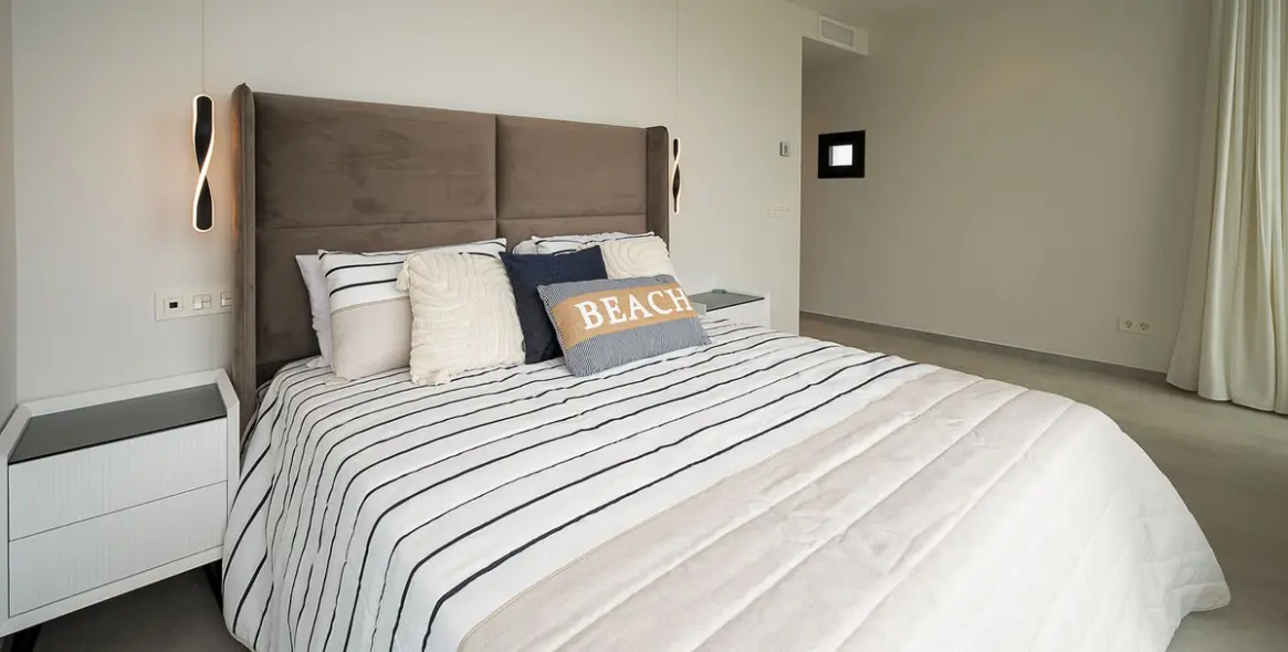 Venta de villa independiente en El Chaparral 18