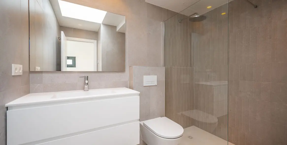 Venta de villa independiente en El Chaparral 20