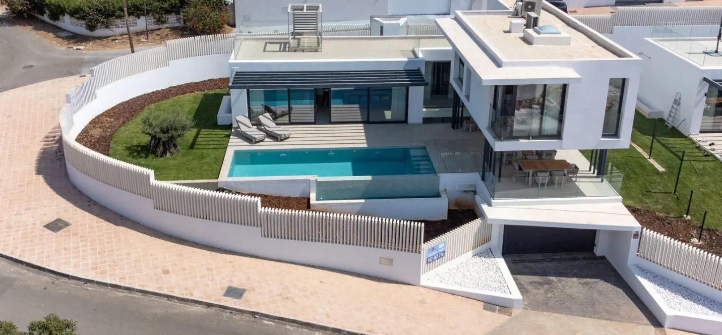 Venta de villa independiente en El Chaparral 0