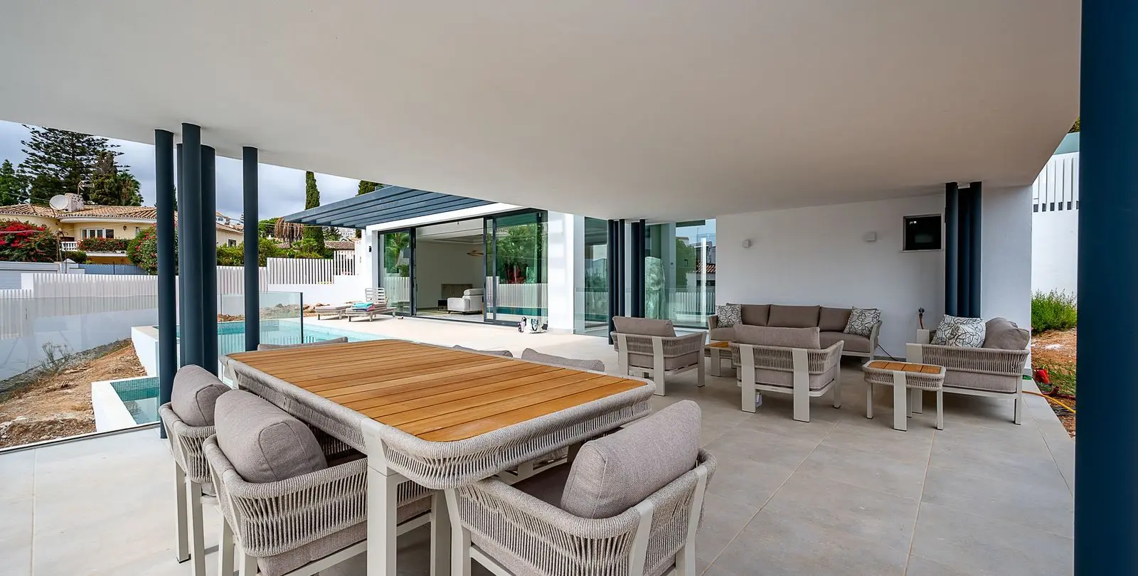 Venta de villa independiente en El Chaparral 15