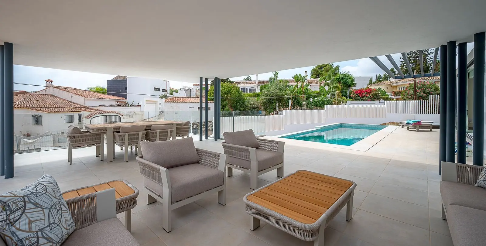 Venta de villa independiente en El Chaparral 16