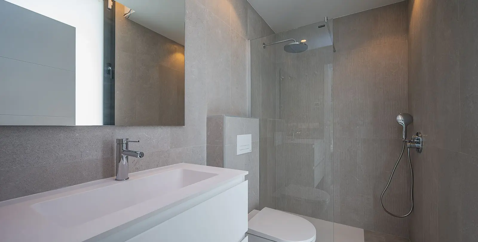 Venta de villa independiente en El Chaparral 32