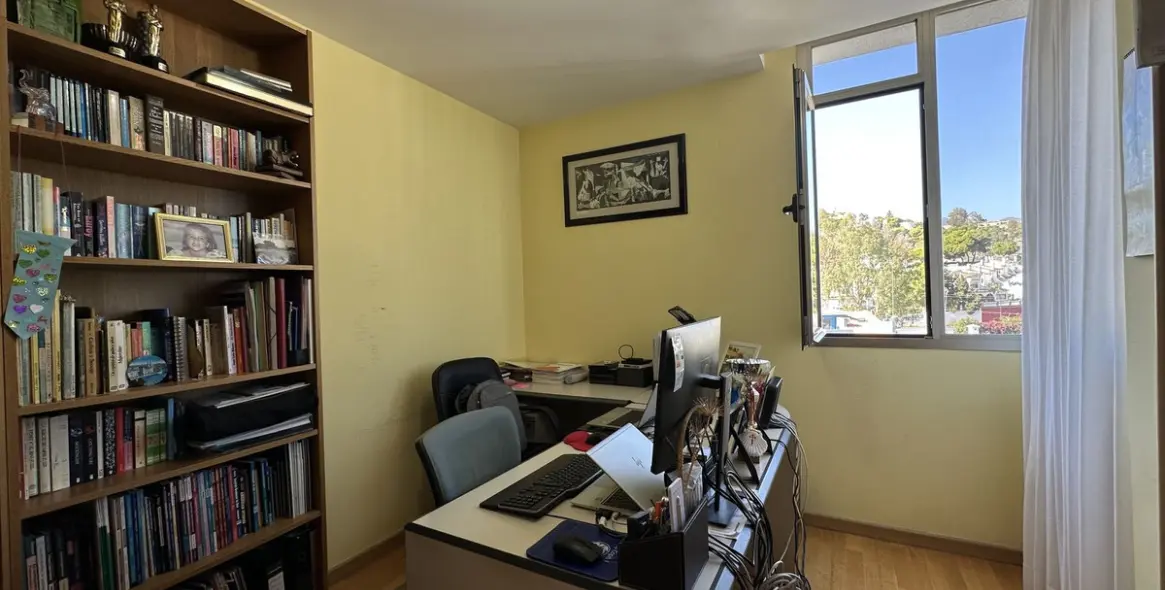 Sale of detached villa in Cerrado de Calderón 23