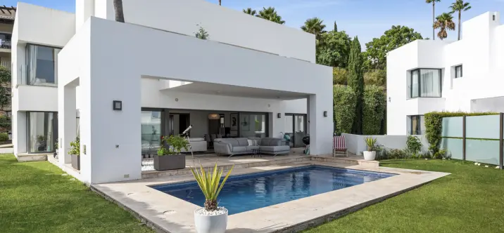 Oтдельно стоящая вилла R5135941 0