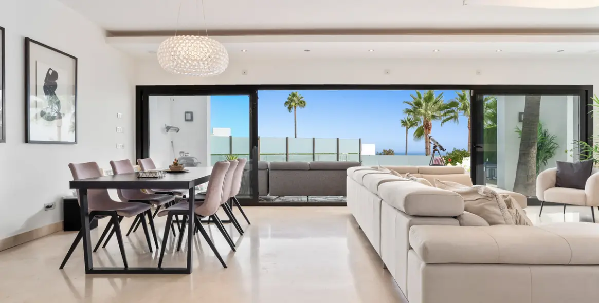 Продажа  отдельно стоящей виллы в Benahavís (район Benahavís) 3