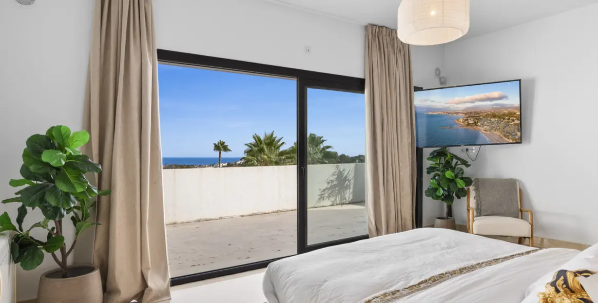 Продажа  отдельно стоящей виллы в Benahavís (район Benahavís) 20