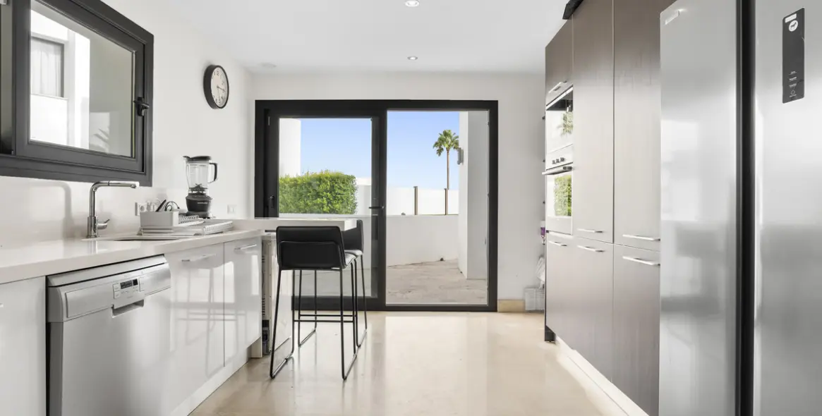 Long-term rent of detached villa in Benahavís 10