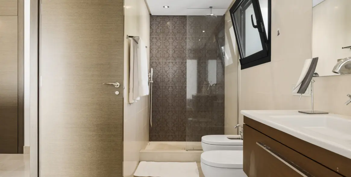 Продажа  отдельно стоящей виллы в Benahavís 25