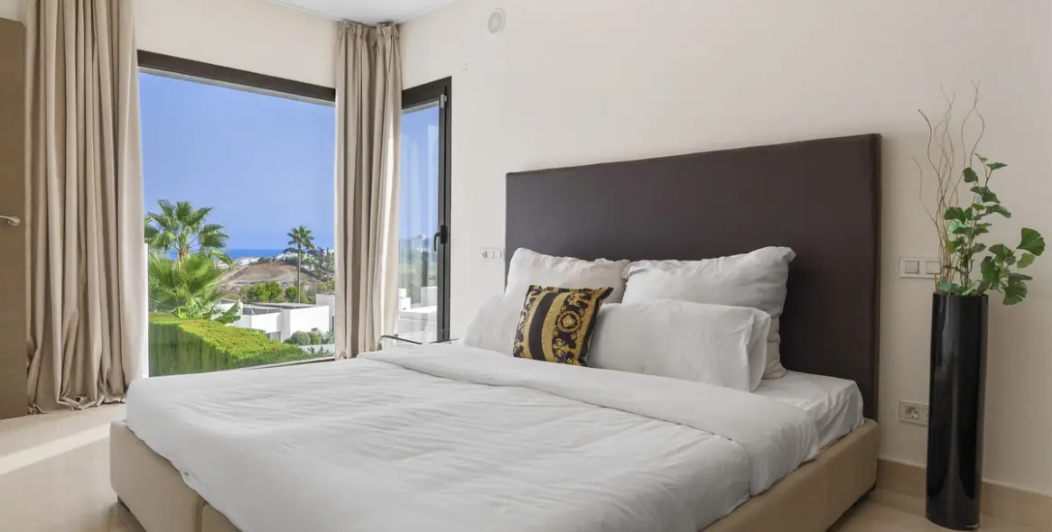 Продажа  отдельно стоящей виллы в Benahavís 37