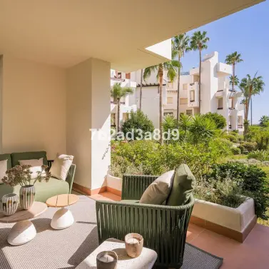 Sale of ground floor apartment in New Golden Mile