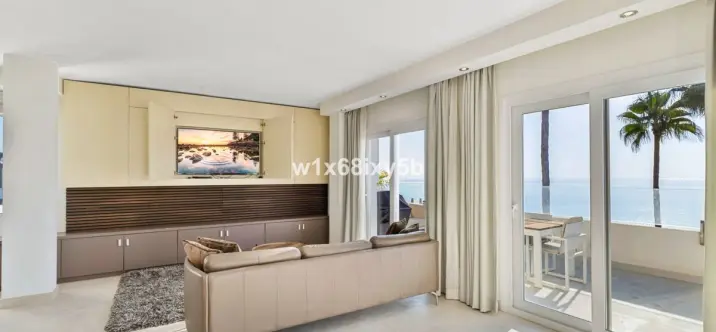 Penthouse R5196673 4