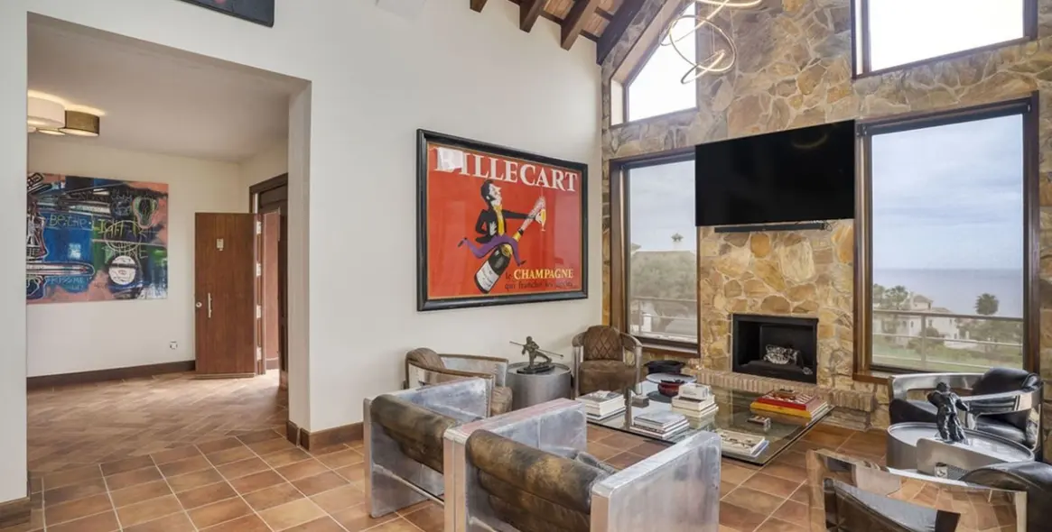 Продажа  отдельно стоящей виллы в La Alcaidesa 7