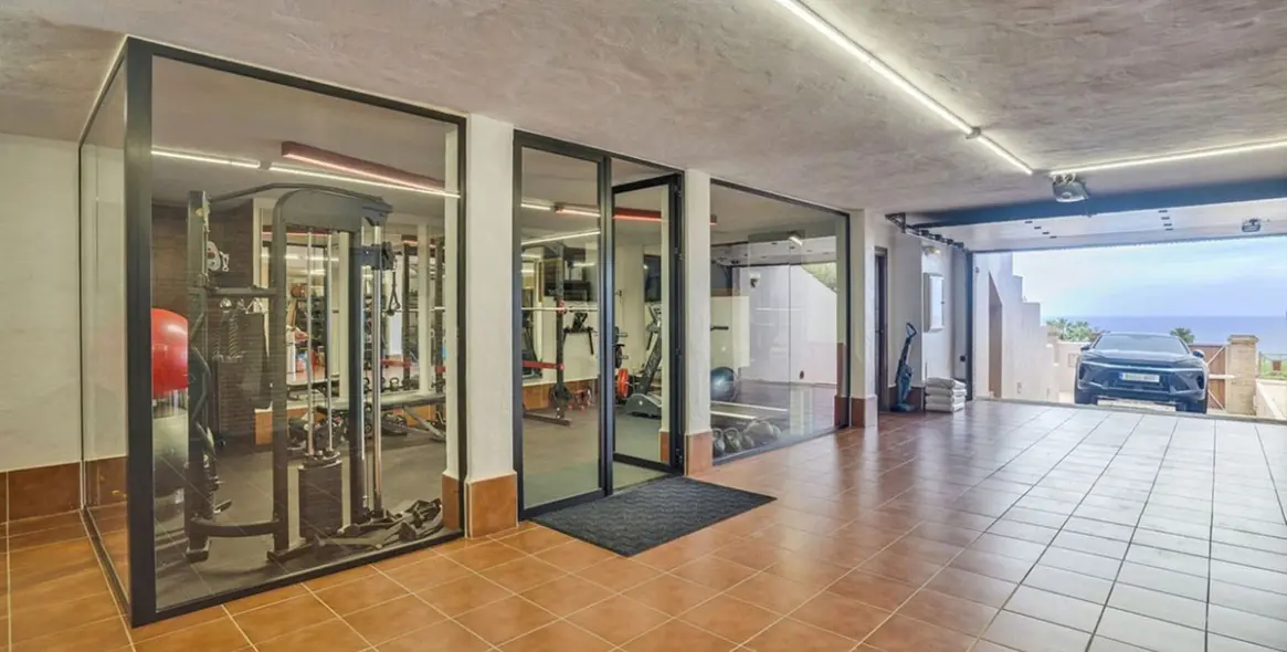 Продажа  отдельно стоящей виллы в La Alcaidesa 9