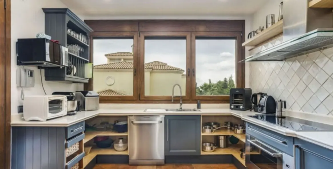 Продажа  отдельно стоящей виллы в La Alcaidesa 16