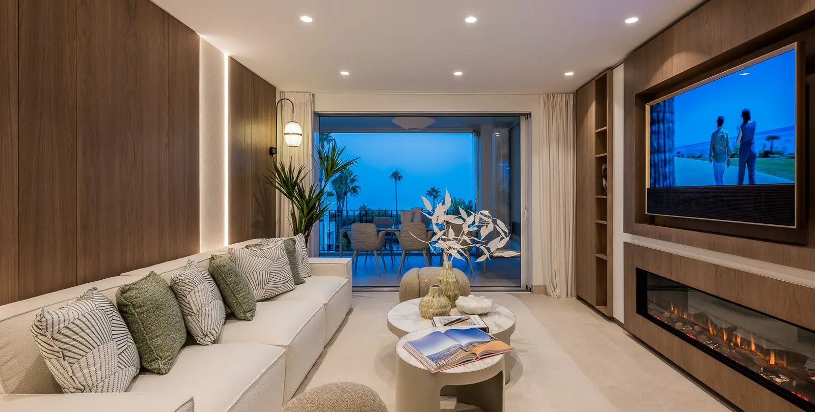 Venta de apartamento en planta media en Estepona 21