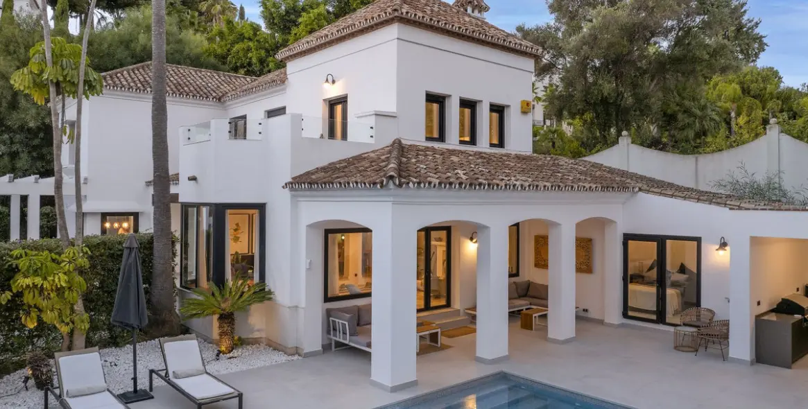 Venta de villa independiente en El Paraiso 39