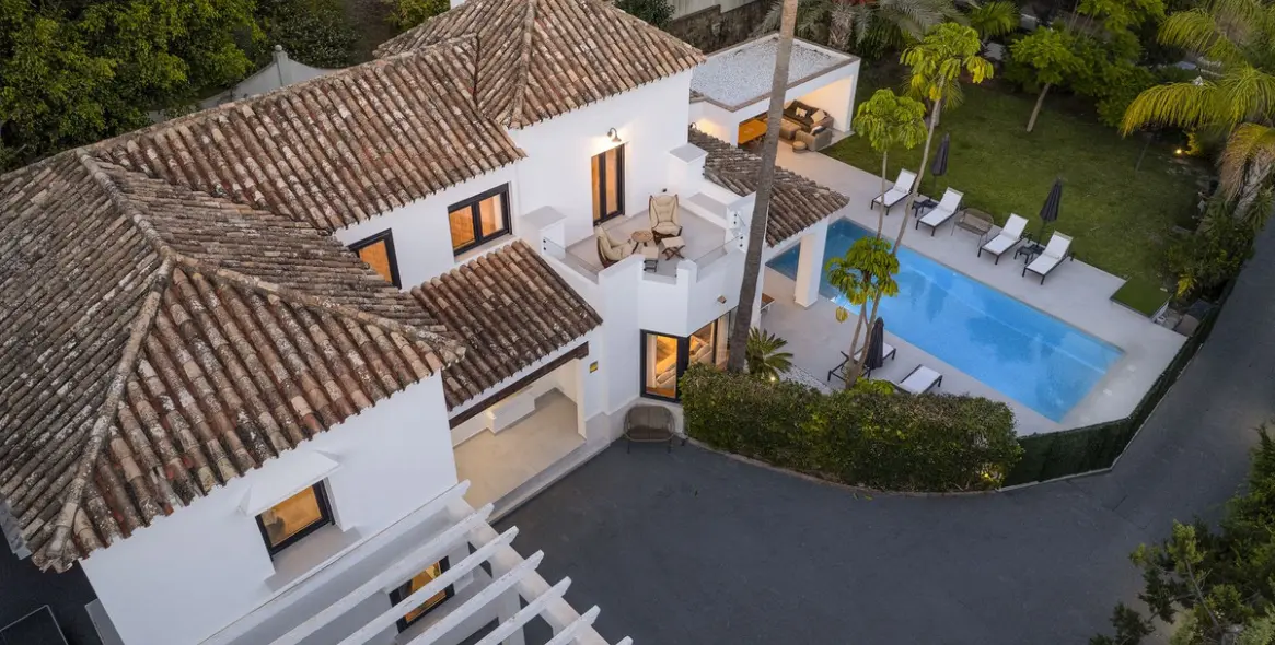 Venta de villa independiente en El Paraiso 40