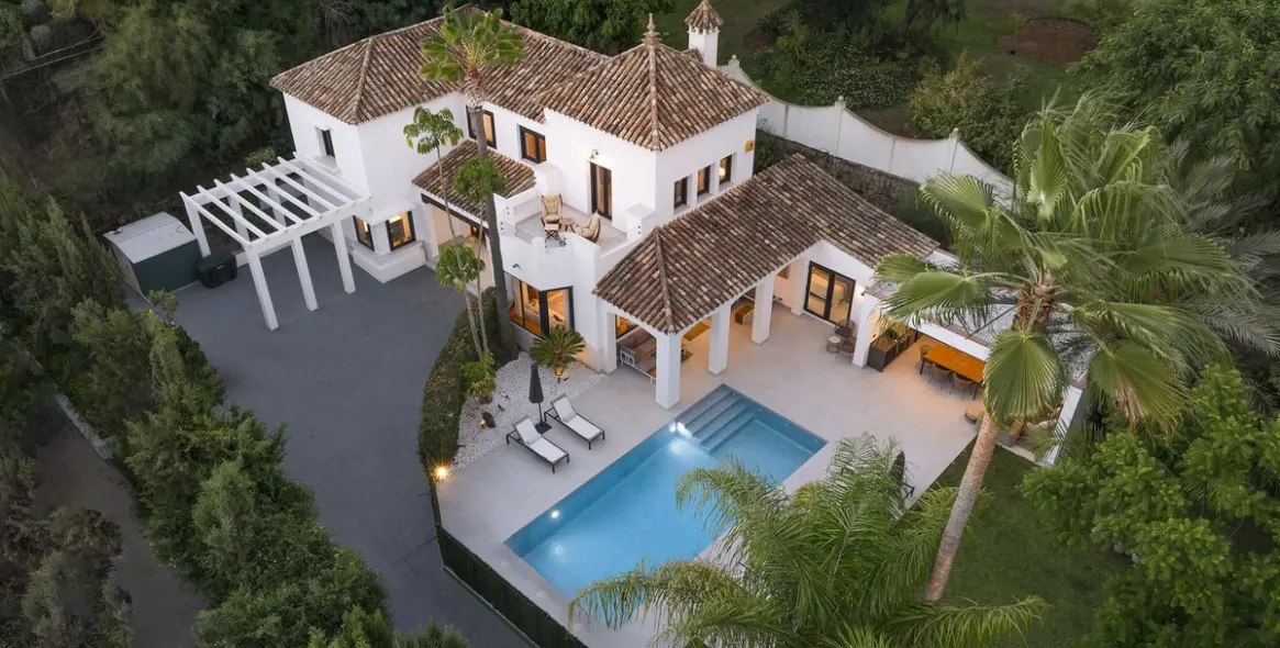 Venta de villa independiente en El Paraiso 41