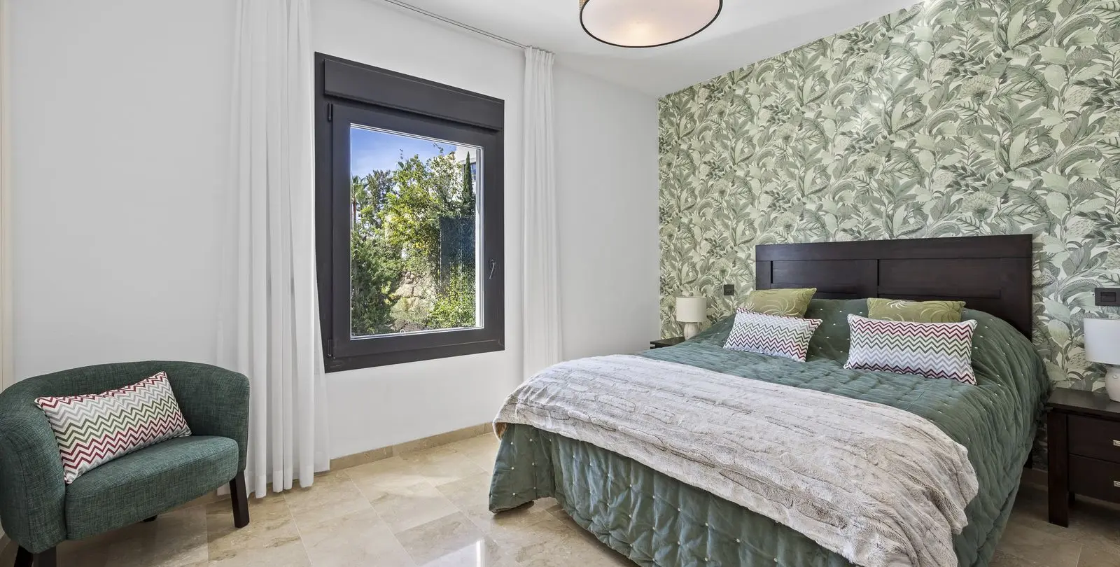 Venta de villa independiente en El Paraiso 36