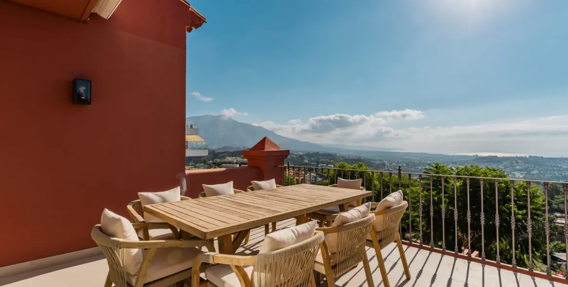 Venta de ático dúplex en La Quinta 1