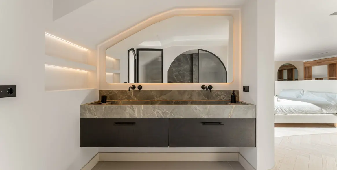 Venta de ático dúplex en La Quinta 16