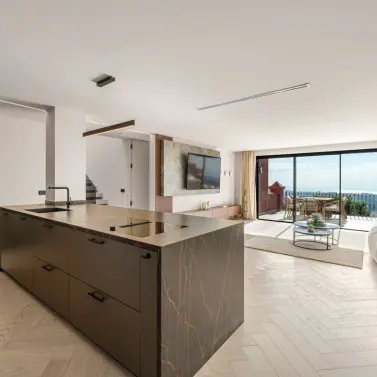 Продажа двухуровневого пентхауса в La Quinta