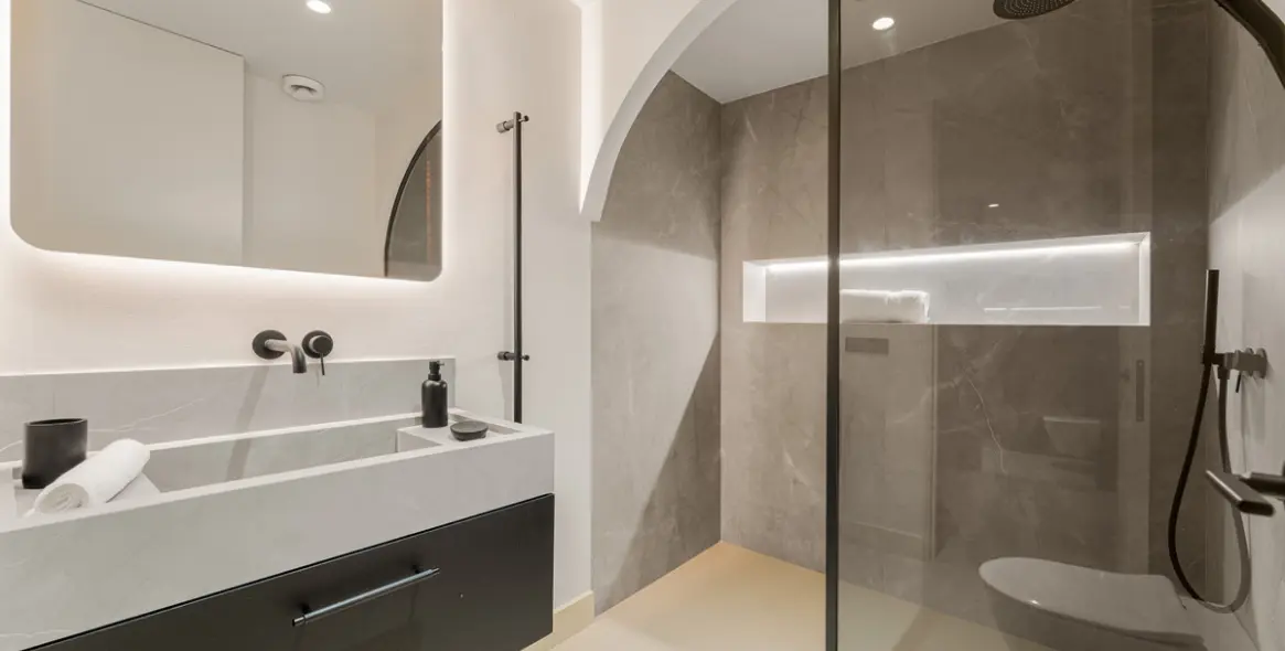 Venta de ático dúplex en La Quinta 20