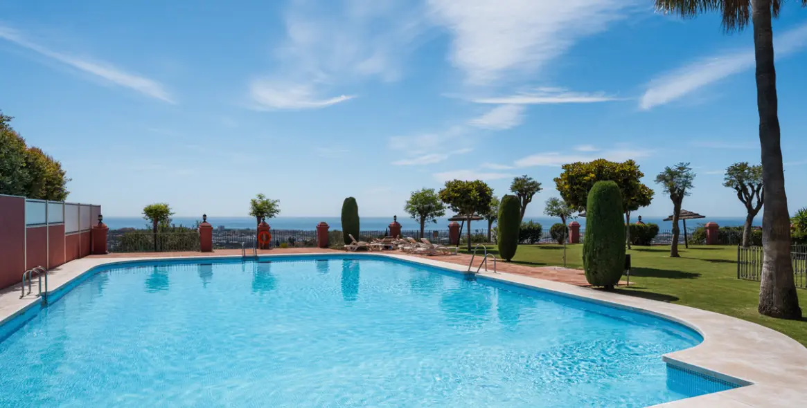 Sale of penthouse duplex in La Quinta 23