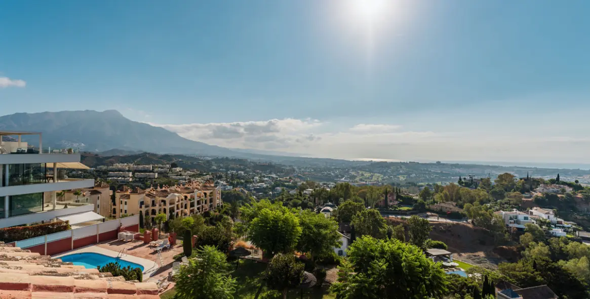 Sale of penthouse duplex in La Quinta 26