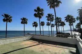Image 7 thumb