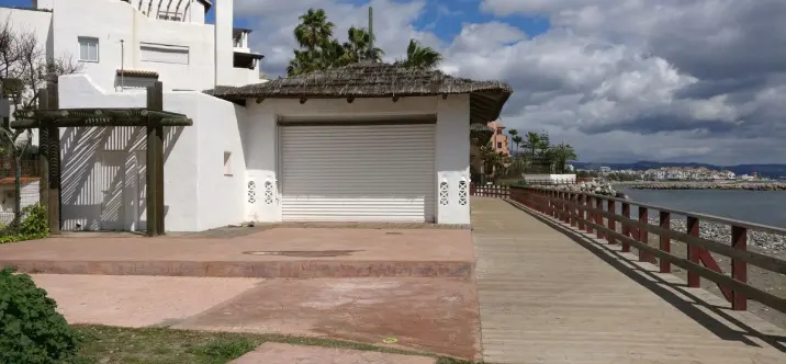 Long-term rent of restaurant in Puerto Banús 2