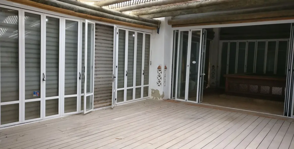 Long-term rent of restaurant in Puerto Banús 6