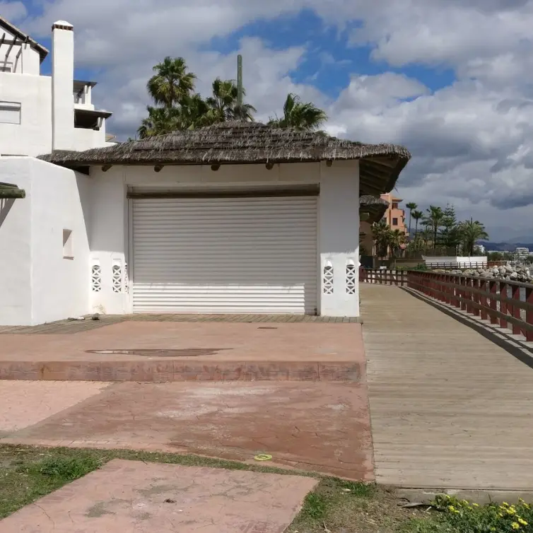 Sale of restaurant in Puerto Banús