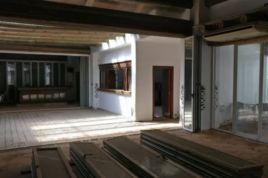Image 9 thumb